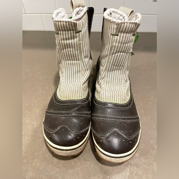 Sorel rain boots size 10 - Picture 4 of 7